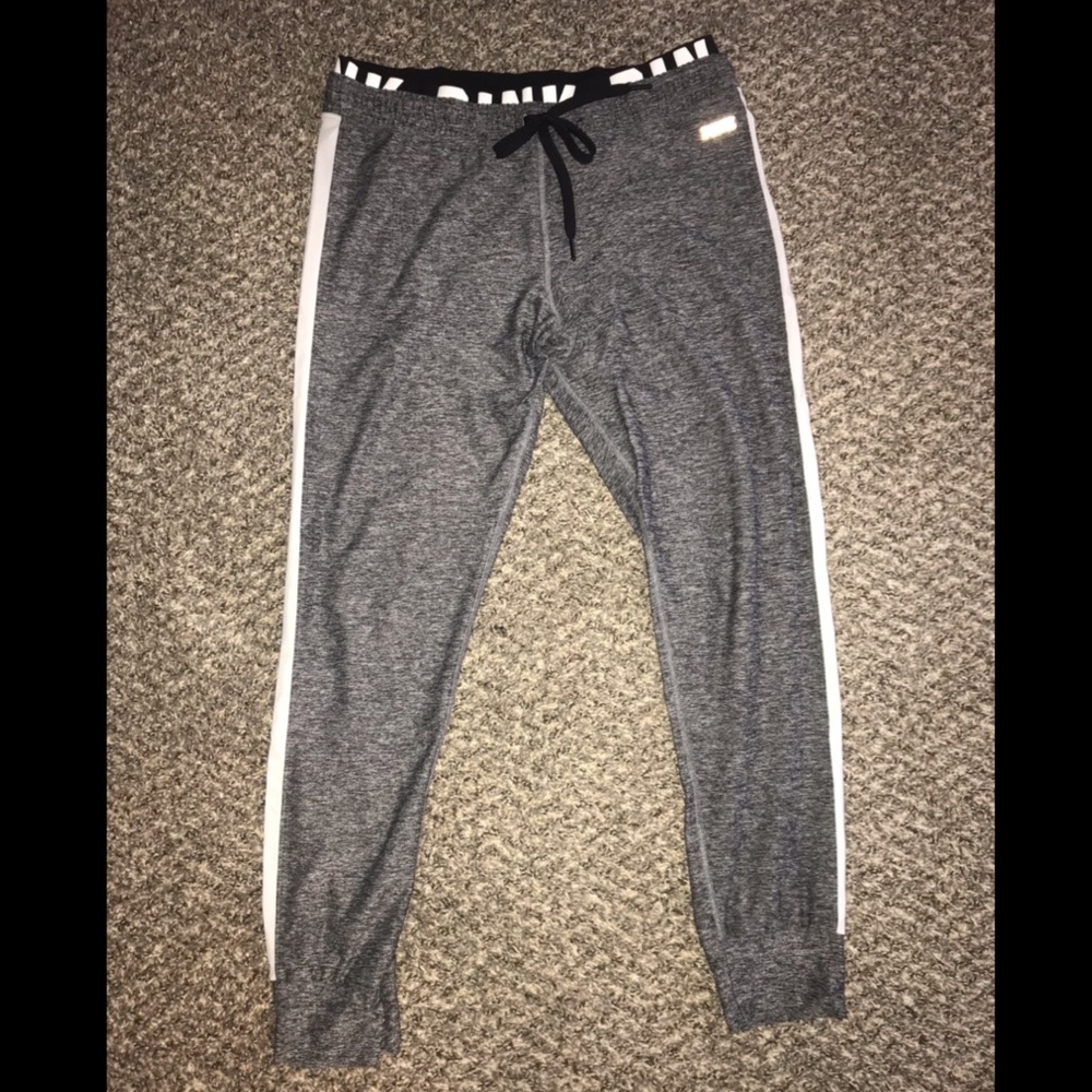 VS Pink ultimate joggers 🛑 SOLD 🛑